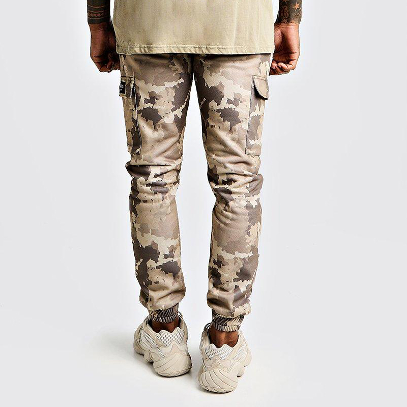 Camouflage pants for men have become a versatile wardrobe staple for men, offering both style and functionality.