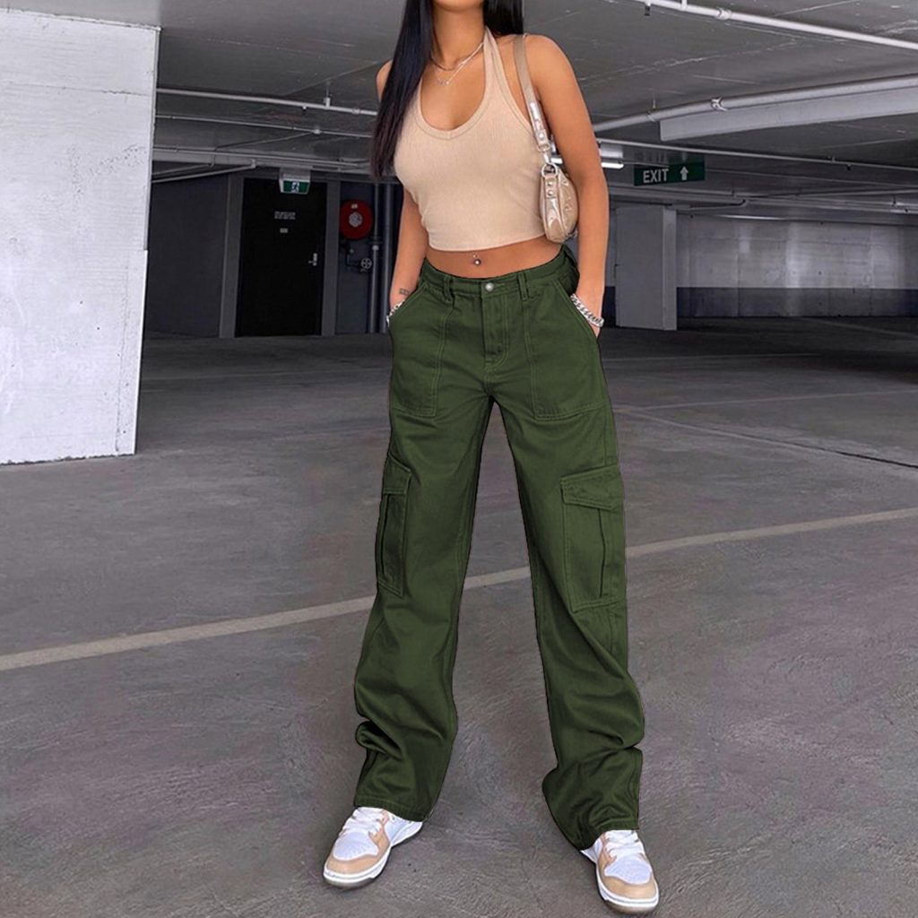 Casual cargo pants outfit
