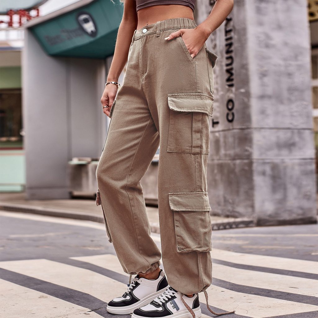 Womens cargo pants outfit