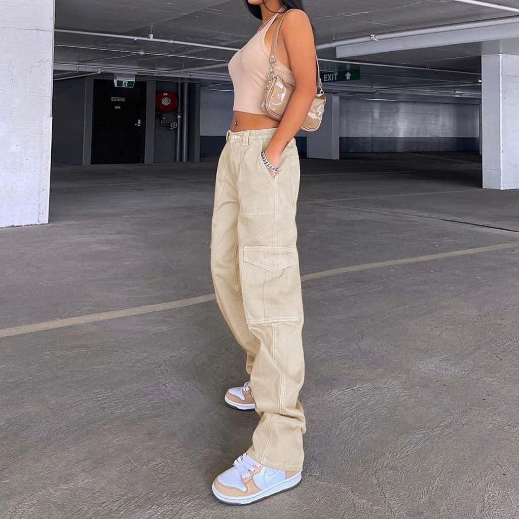 Baggy cargo pants outfit