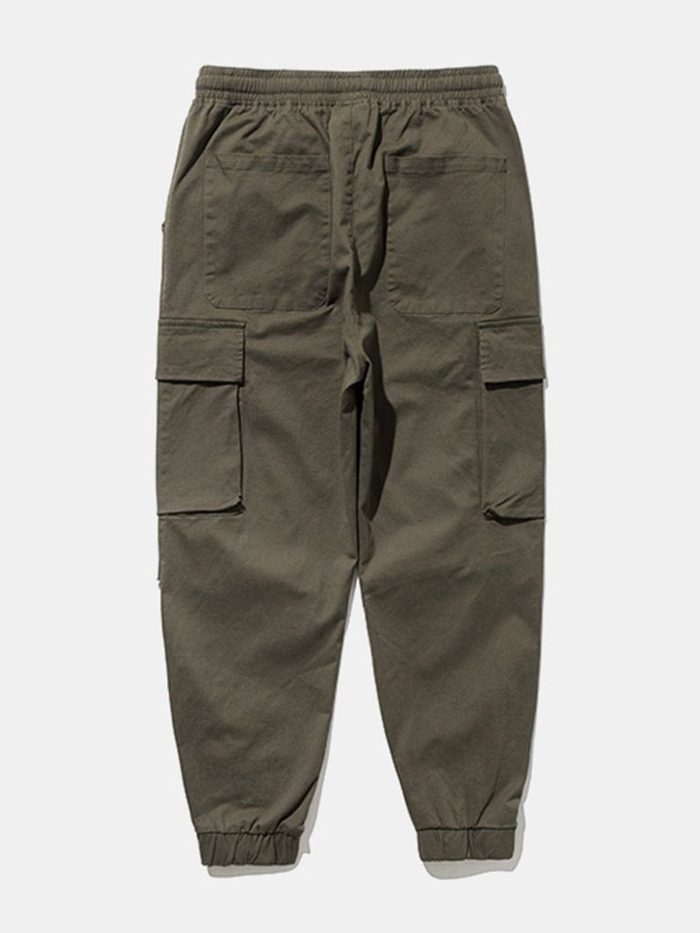 Casual cargo pants outfit