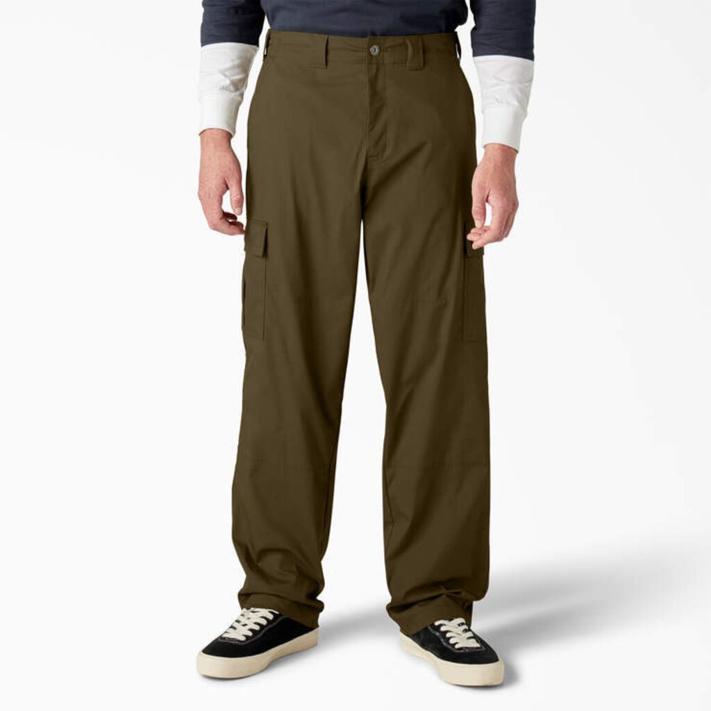 relaxed fit cargo pants