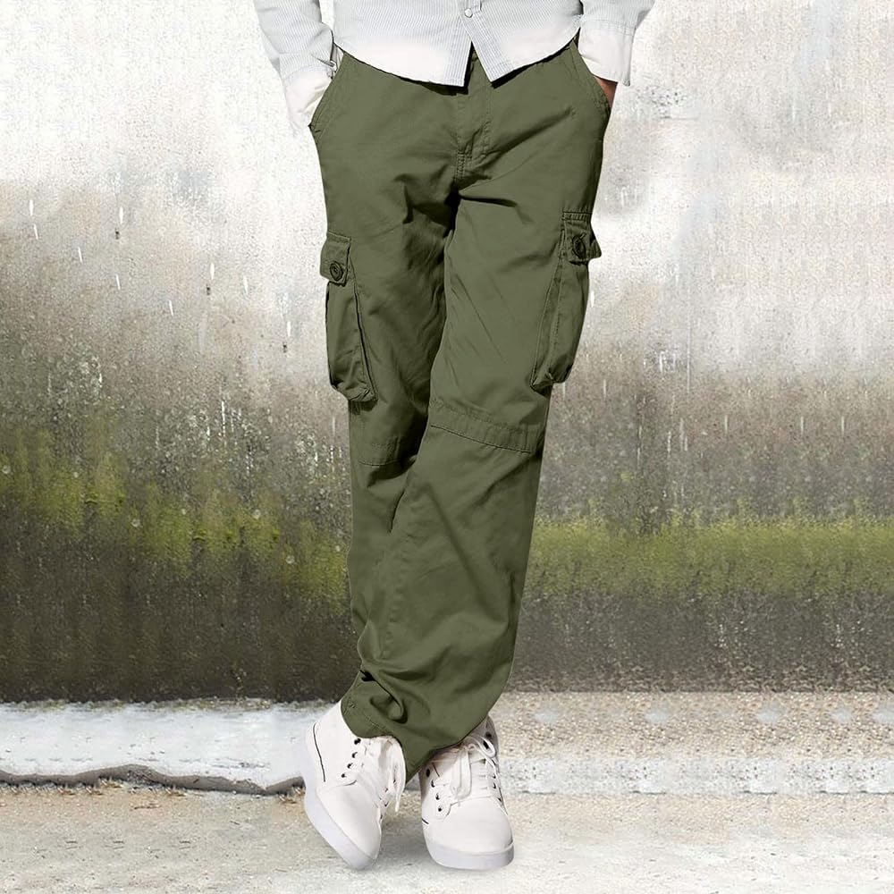 styling green cargo pants