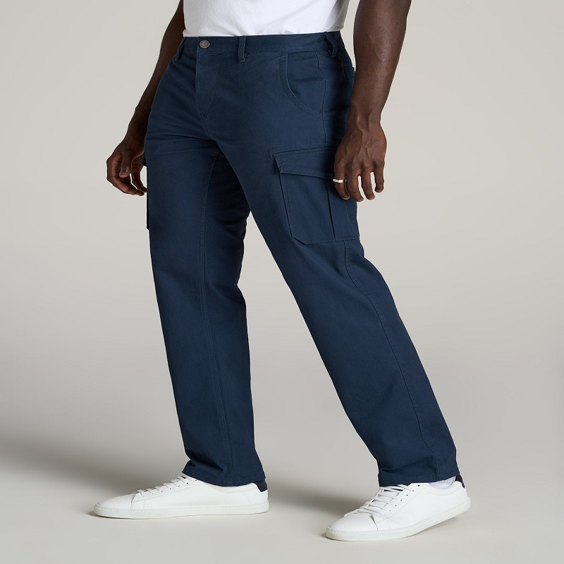 blue cargo pants outfit