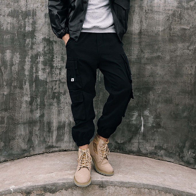 Leather cargo pants outfit