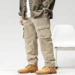 Cream cargo pants outfit