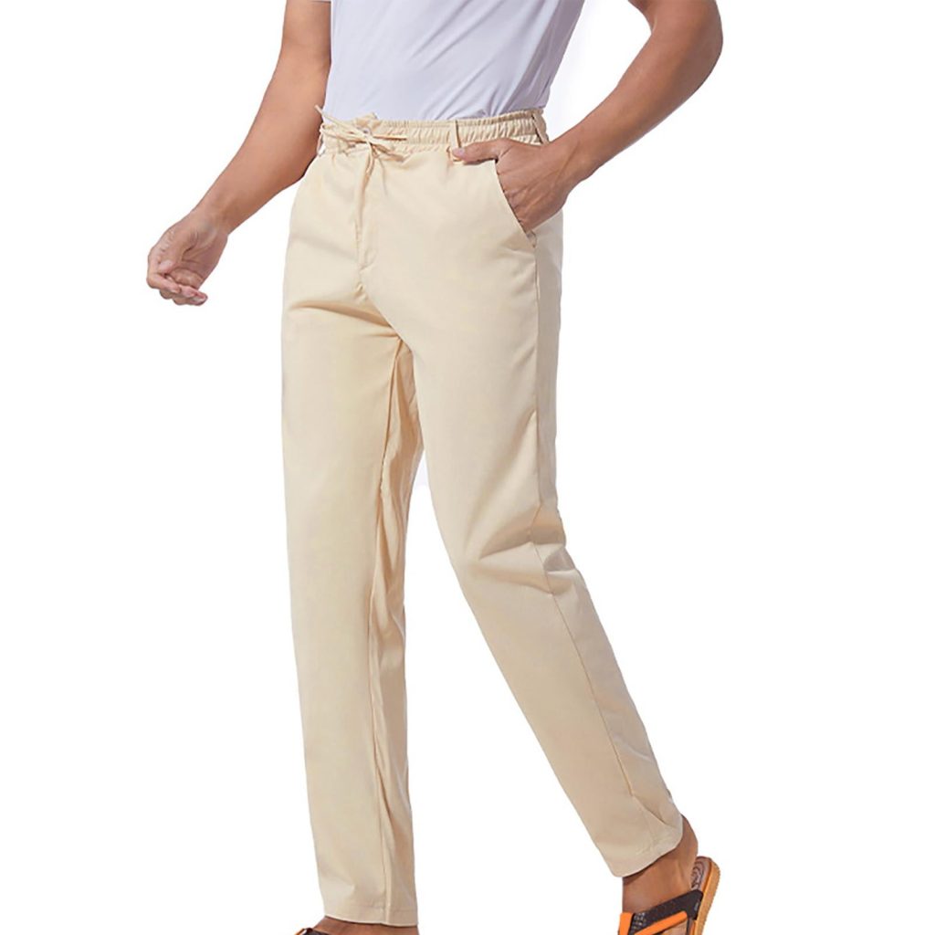 Casual beige pants outfit