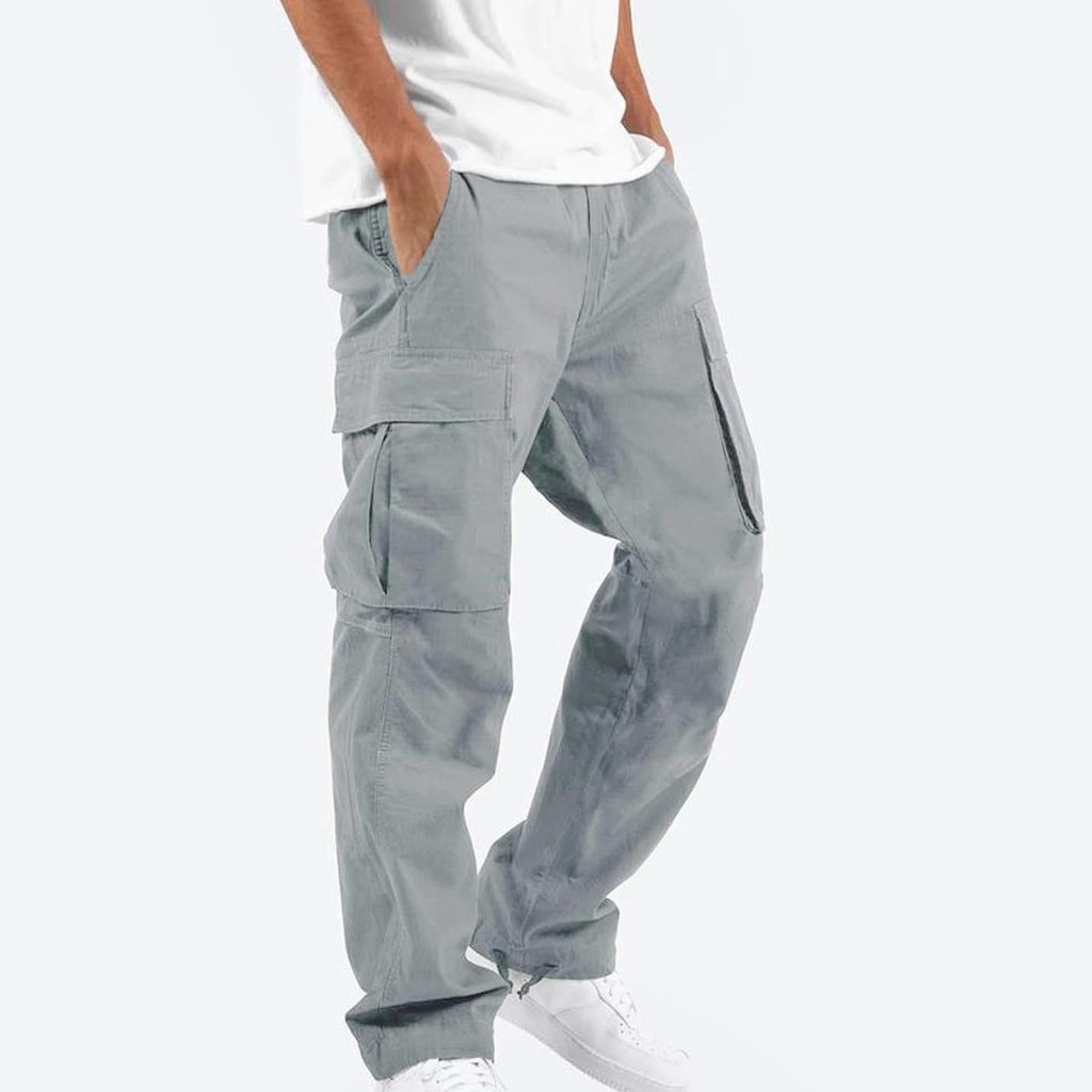 Gray cargo pants outfit