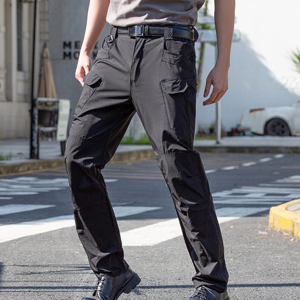 Men’s slim fit cargo pants