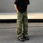 olive green cargo pants outfit