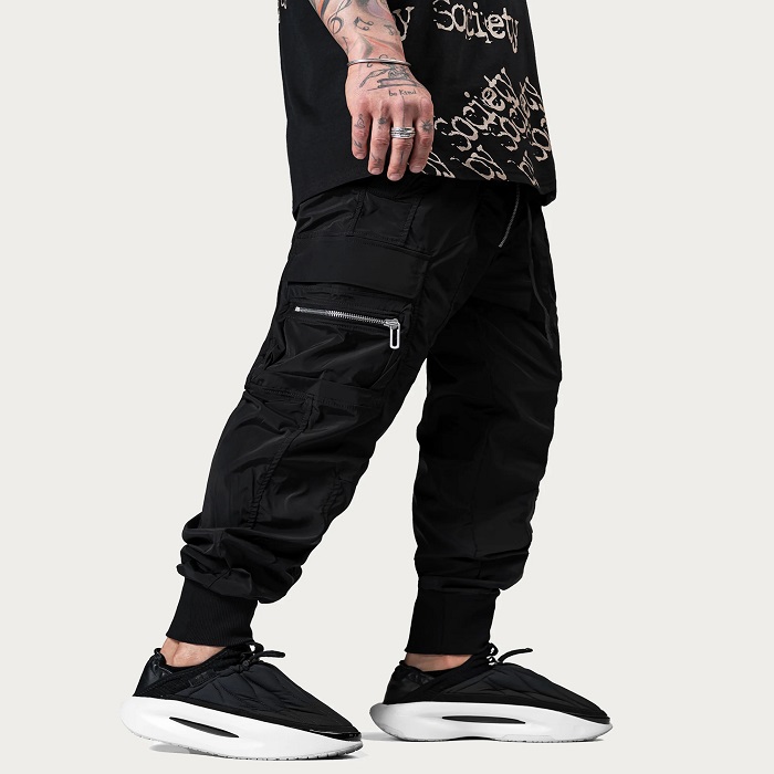 black tailor cargo pants